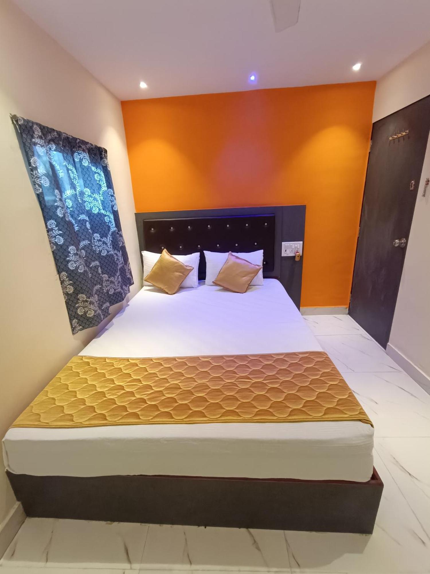 Hotel Powai Residency Mumbai Exteriör bild