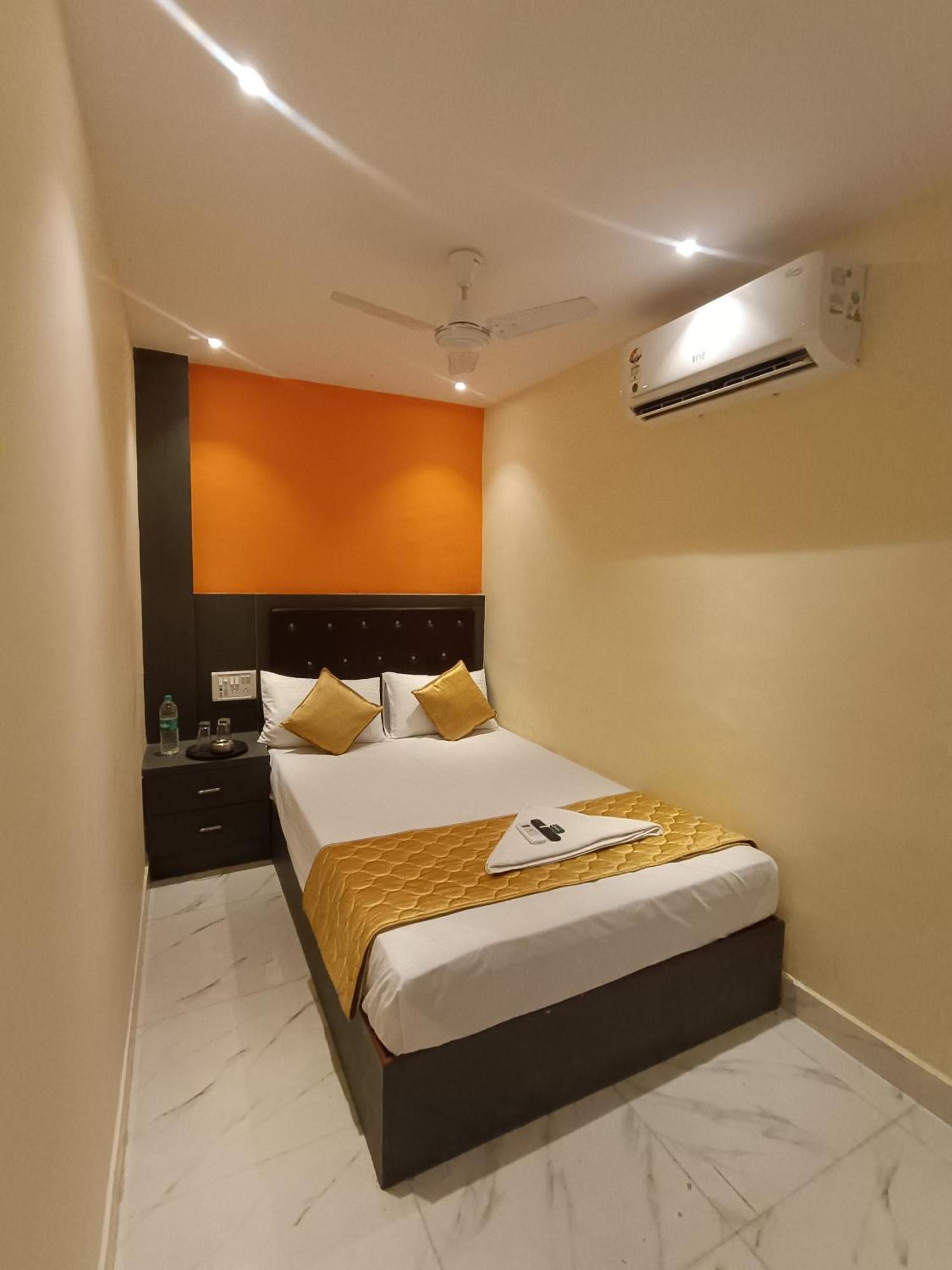 Hotel Powai Residency Mumbai Exteriör bild