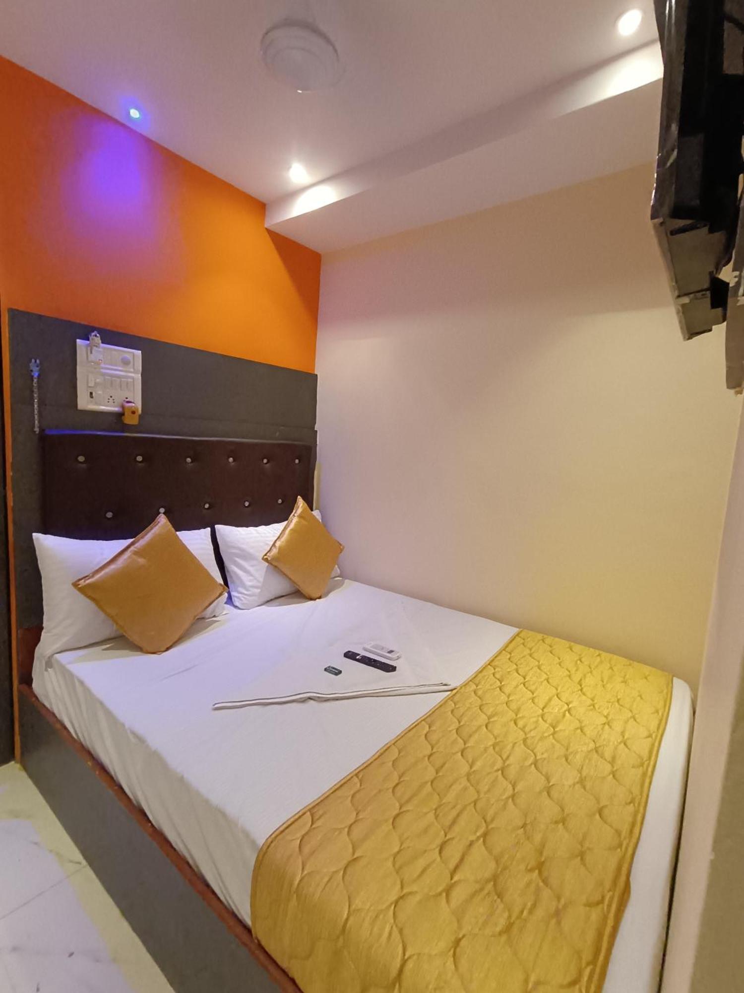Hotel Powai Residency Mumbai Exteriör bild